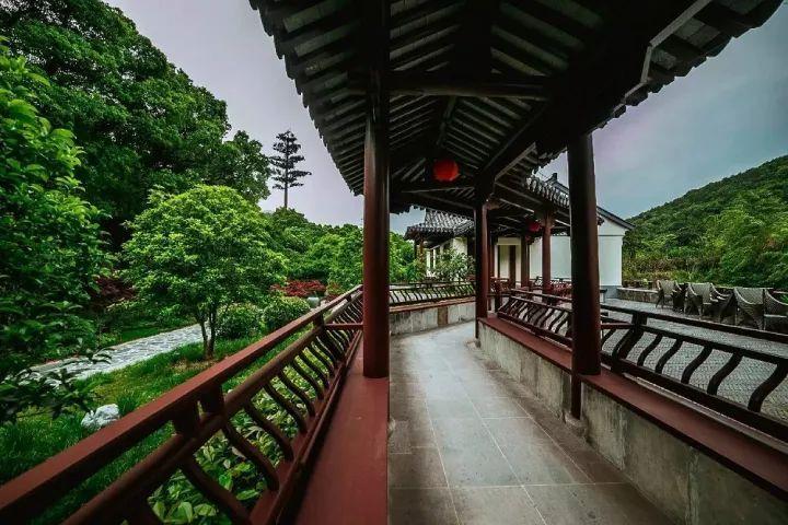 陈希在全国党校(行政学院)校长(院长)会议上强调 以基本培训为重要抓手 推动党校(行政学院)事业高质量发展